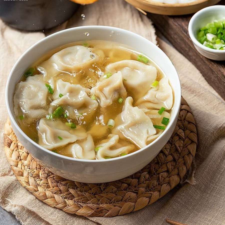 Bundle of 12 Boxes Spice Cube Dumpling Noodle 75g (Vien Gia Vi Bao Long Hoanh Thanh) - Image 2