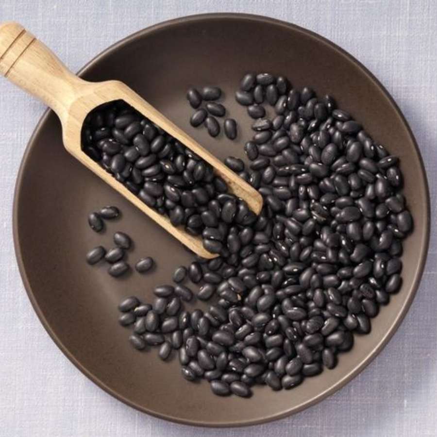 Golden Bai Wei Amerian Black Bean 300g (Dau Den) - Image 3