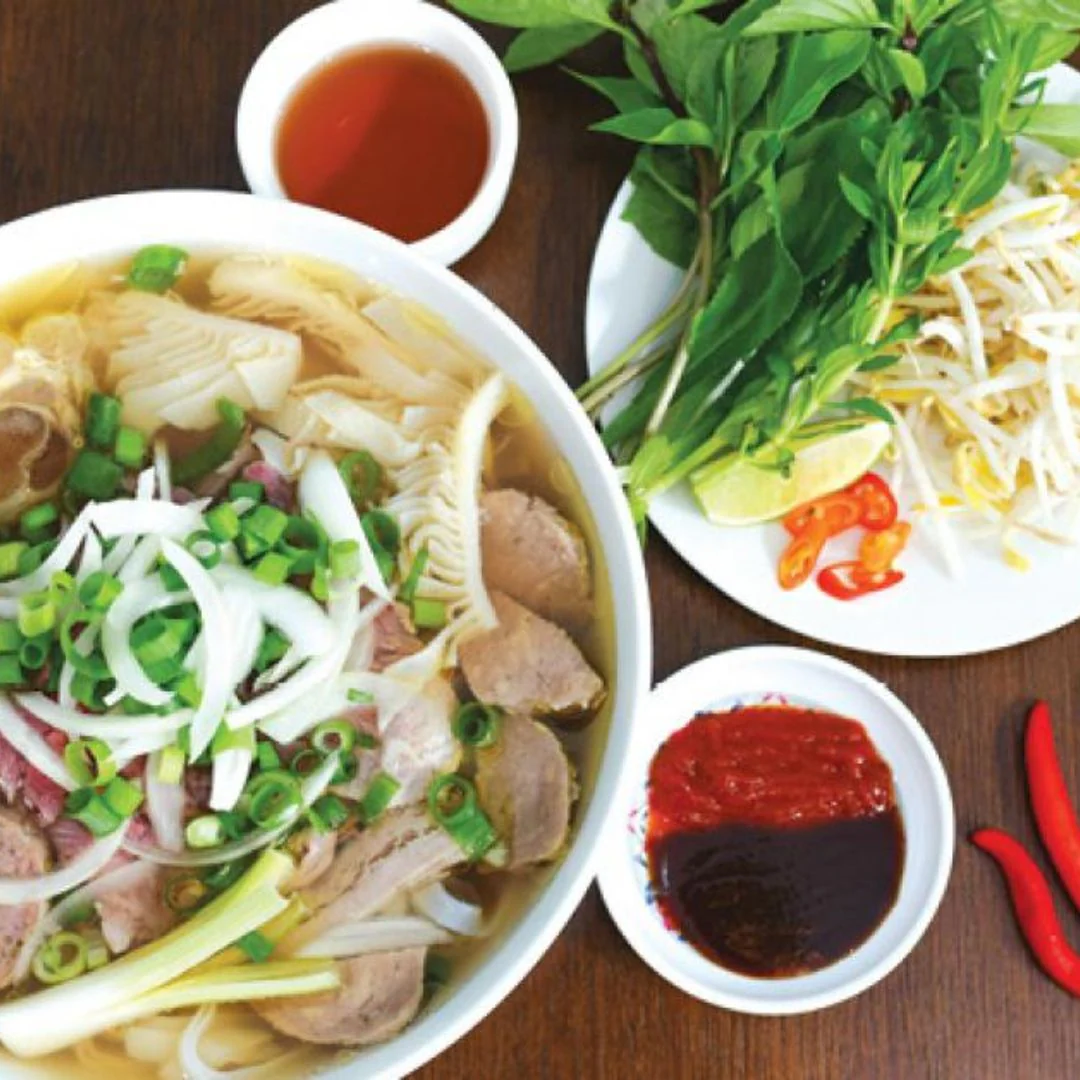 Golden Pagoda Hoisin Sauce 555g (Tuong Den An Pho) - Image 2
