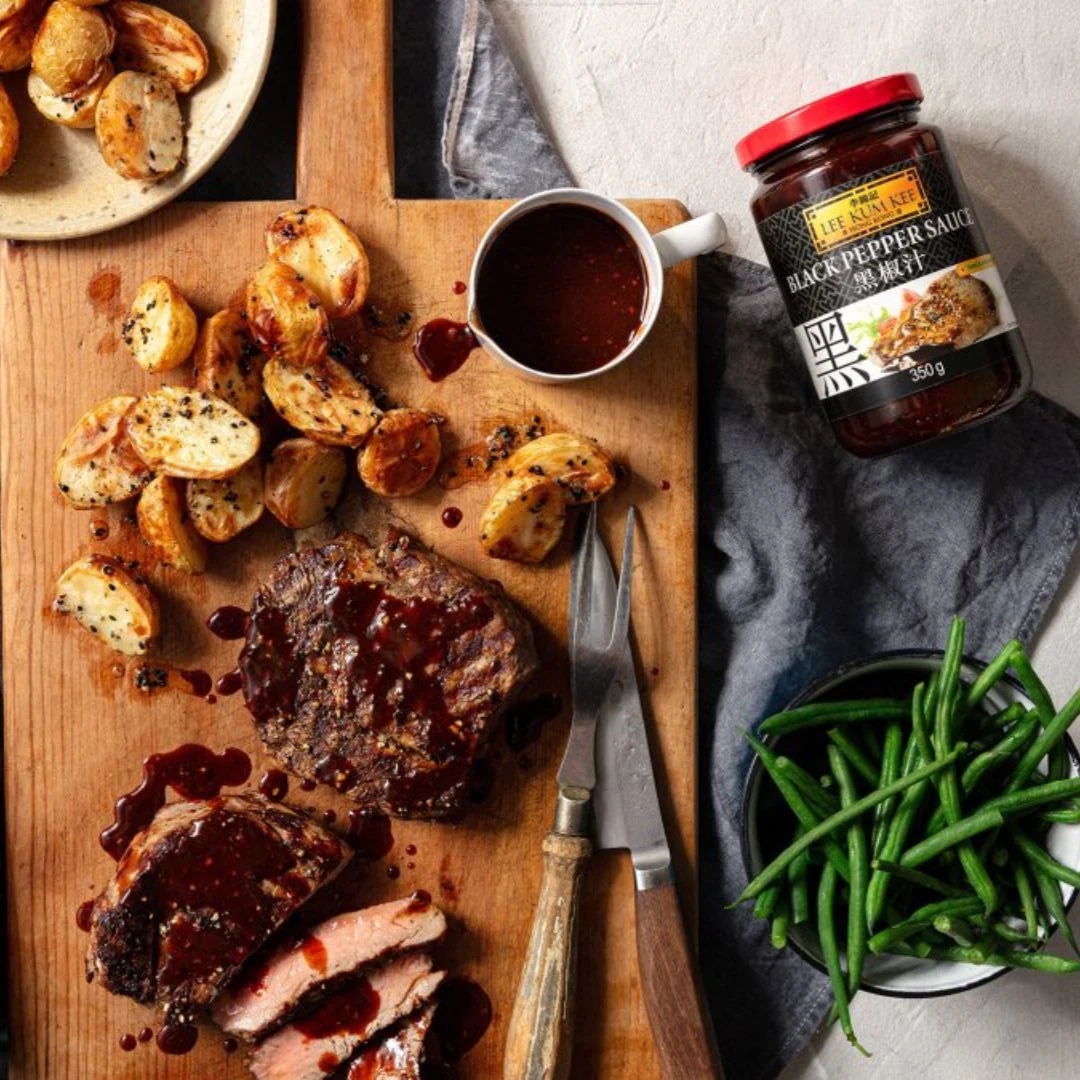Lee Kum Kee Black Pepper Sauce 350g (Sot Tieu Den) - Image 2