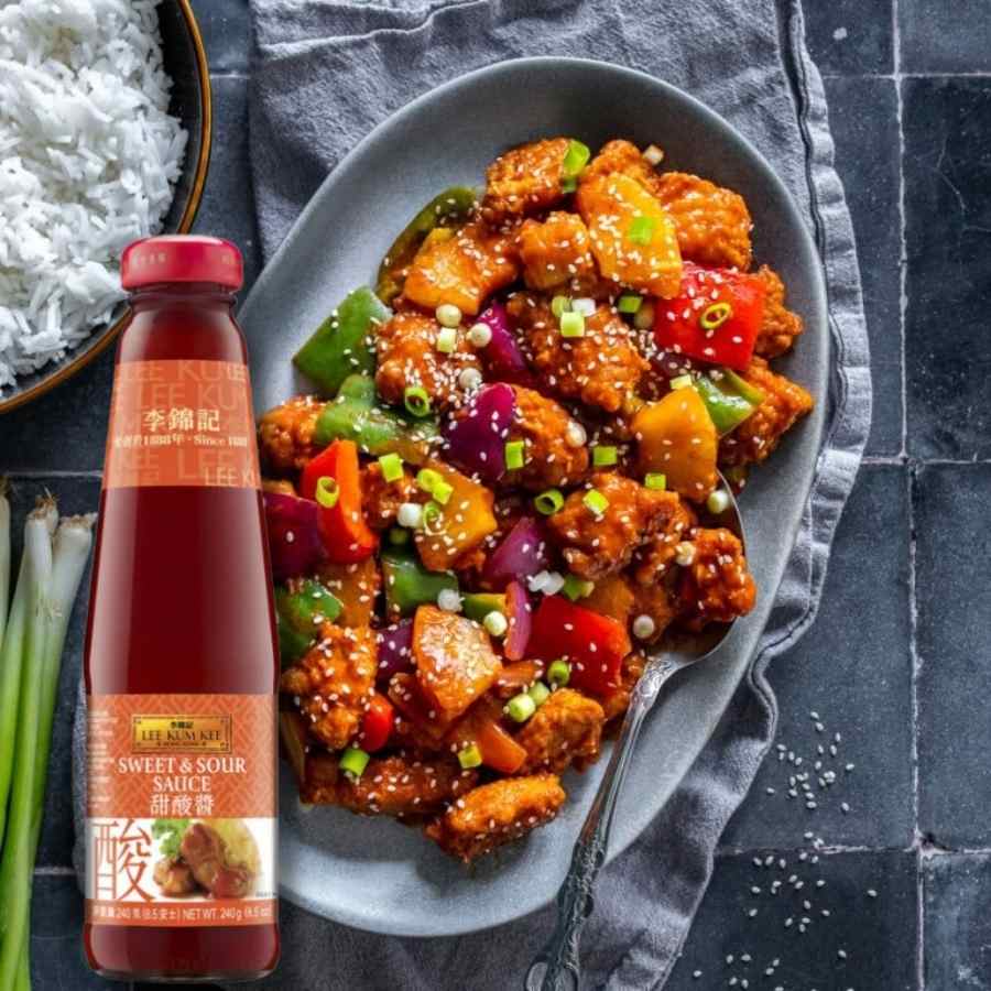 Lee Kum Kee Sweet & Sour Sauce 240g (Sot Chua Ngot) - Image 2