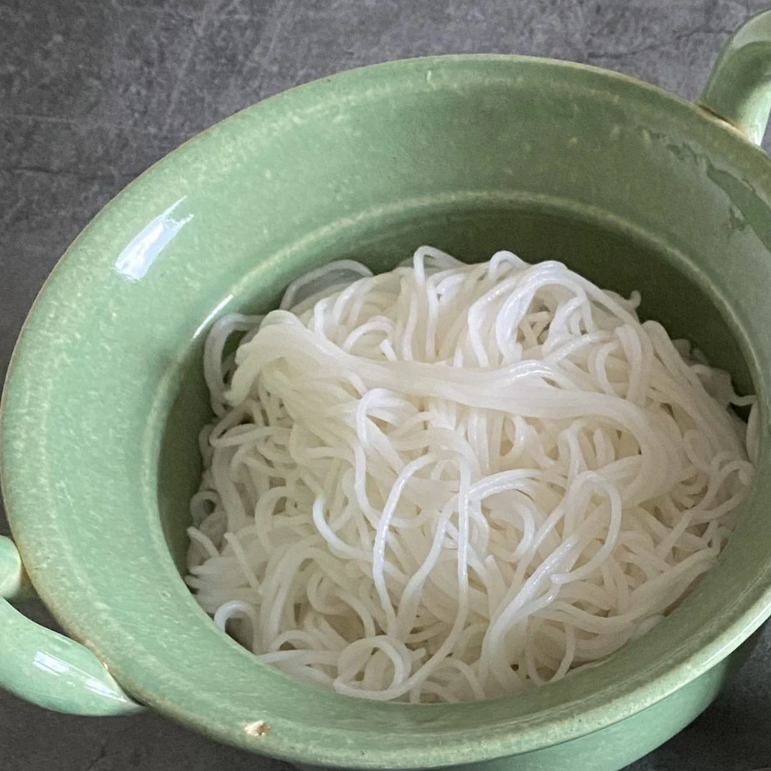 O-Cha Fresh Rice Vermiceli 1Kg (Bun Tuoi) - Image 2